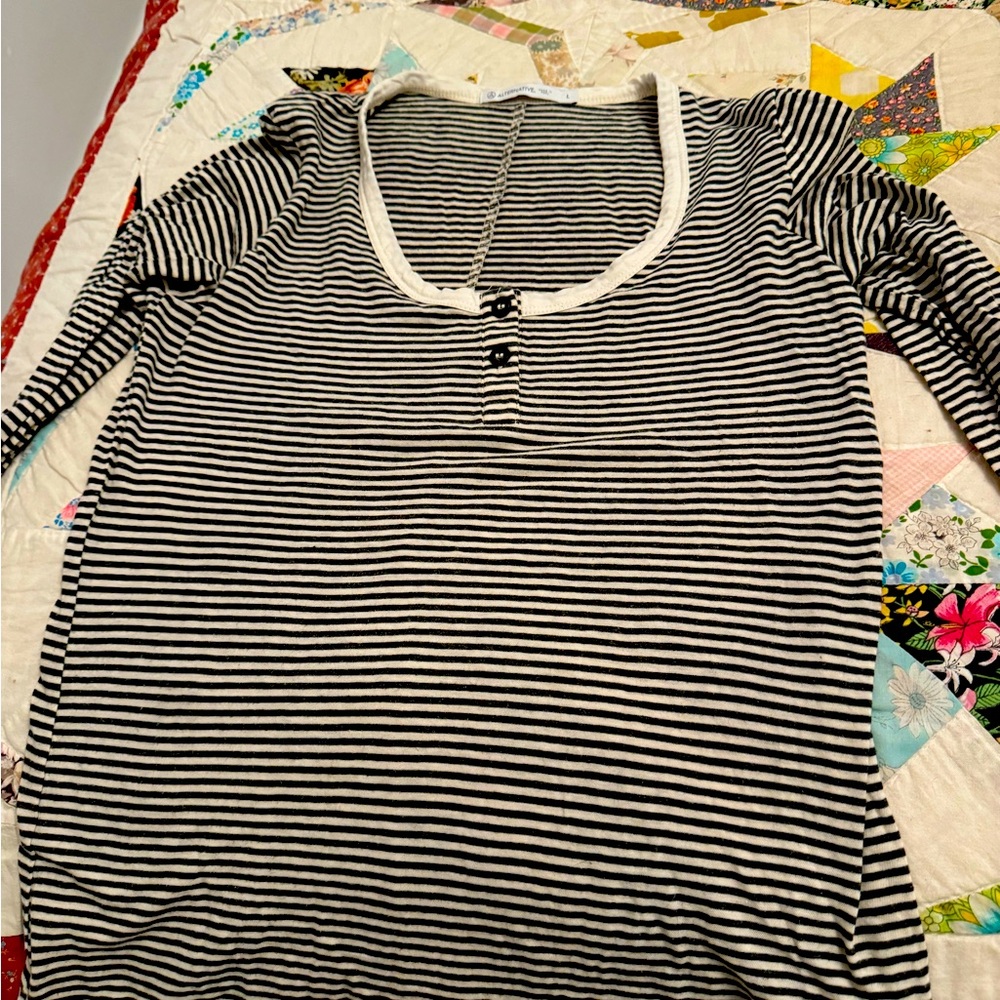 Stripped shirt Alternative
